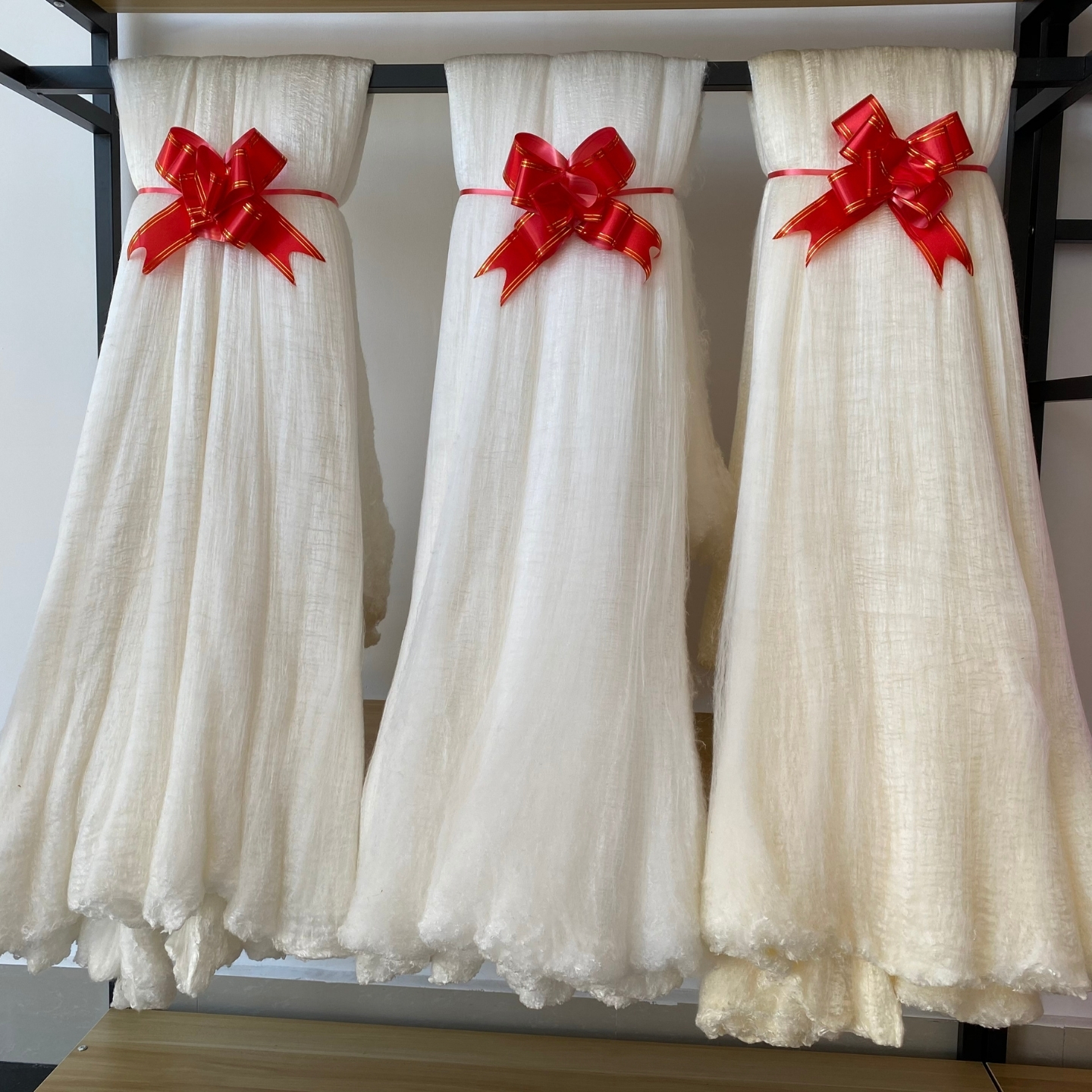 Machine-made Raw Mulberry Silk Machine-made Raw Mulberry Silk